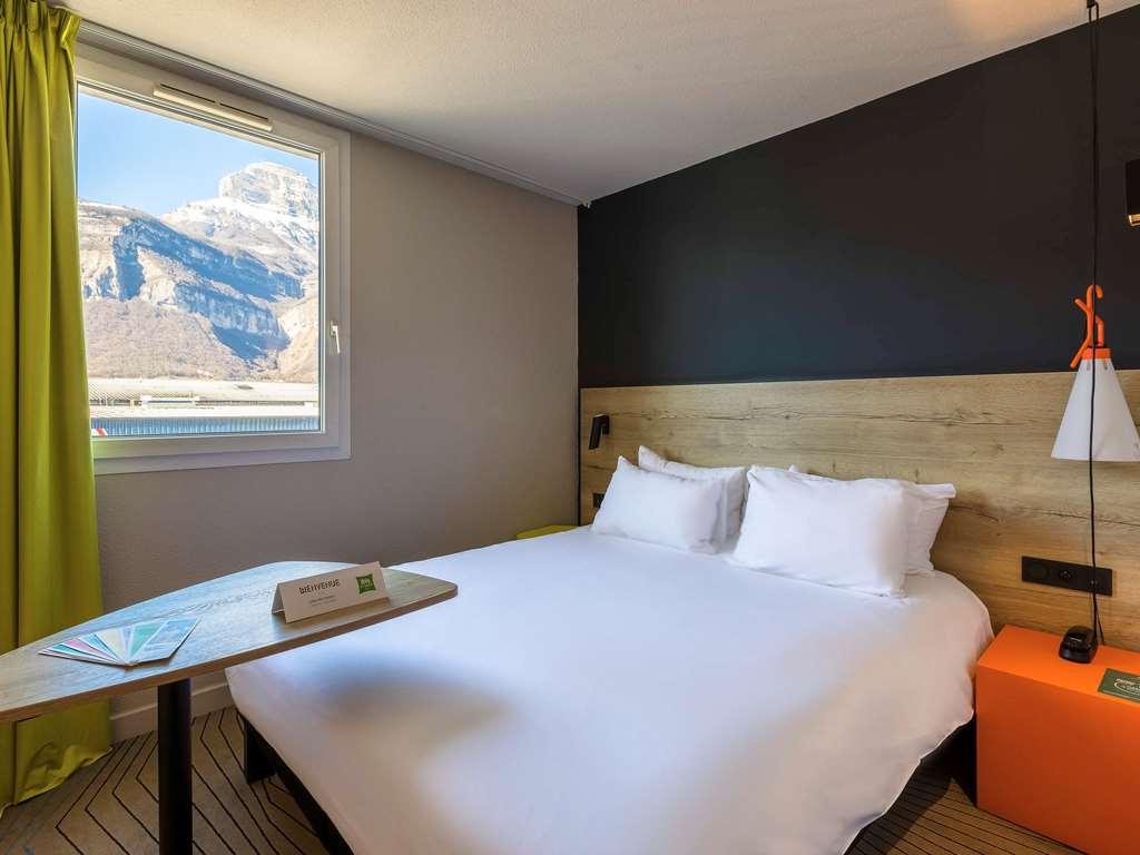 Ibis Styles Crolles Grenoble A41 Ξενοδοχείο Δωμάτιο φωτογραφία