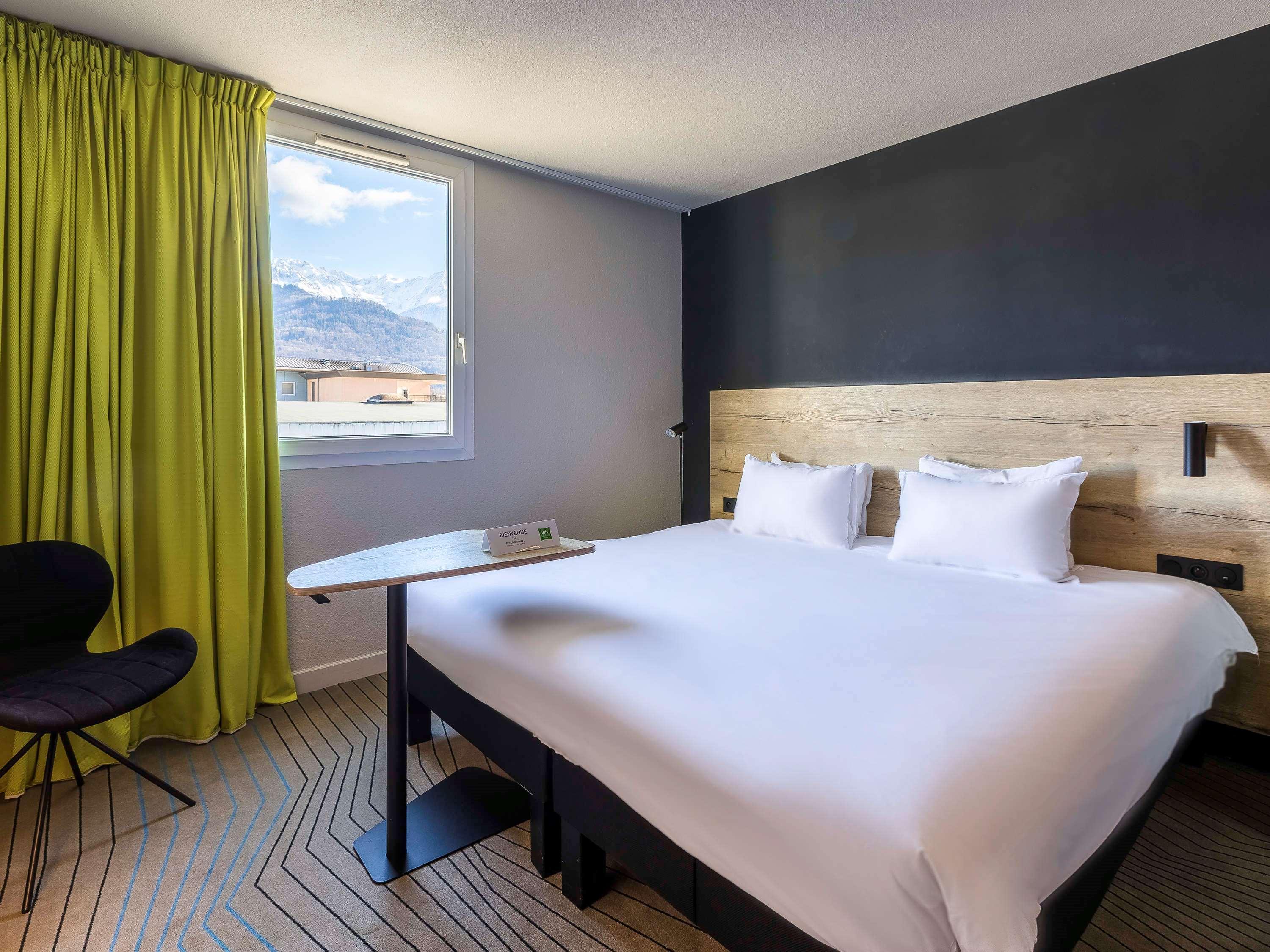 Ibis Styles Crolles Grenoble A41 Ξενοδοχείο Εξωτερικό φωτογραφία