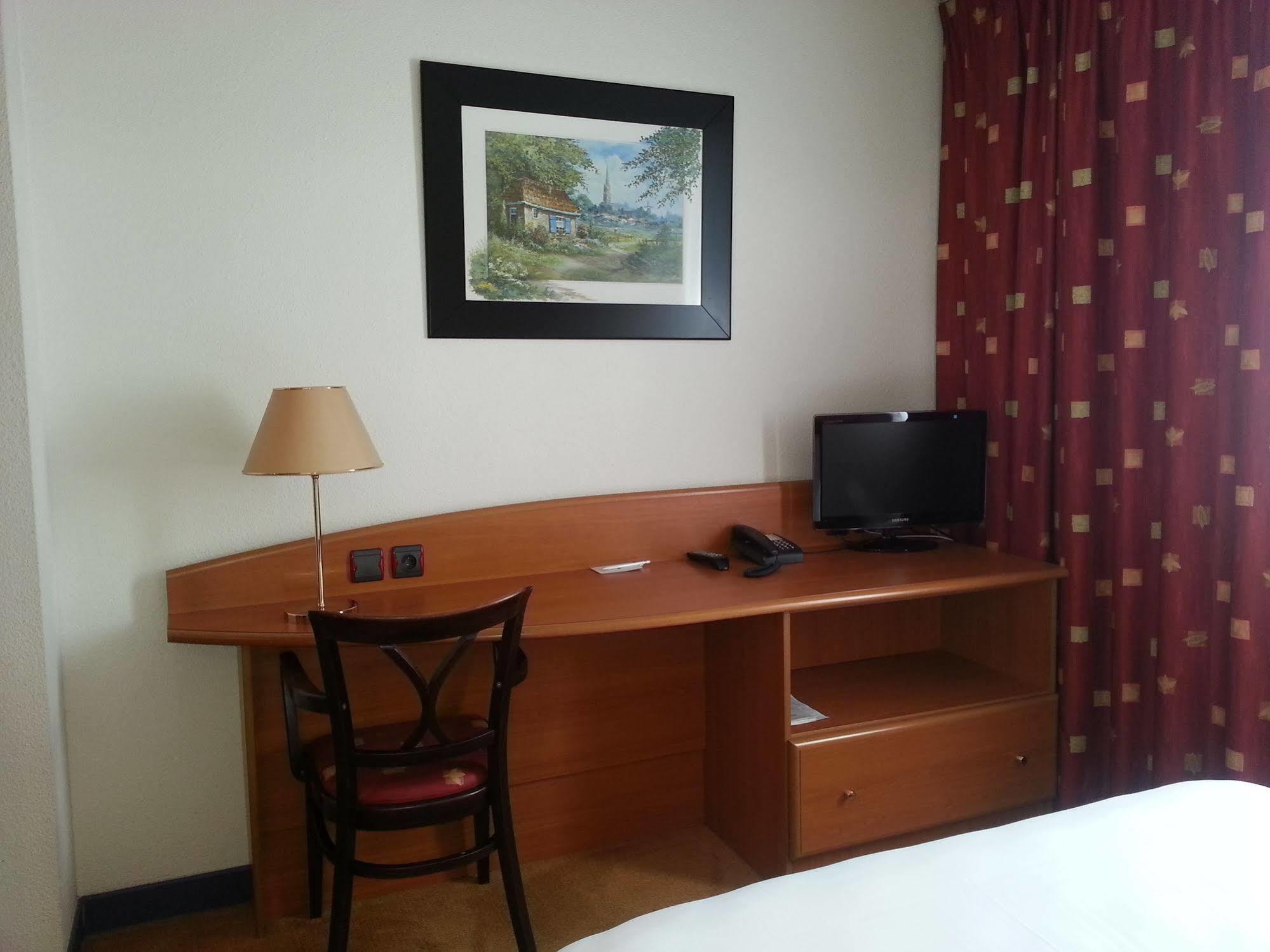 Ibis Styles Crolles Grenoble A41 Ξενοδοχείο Εξωτερικό φωτογραφία